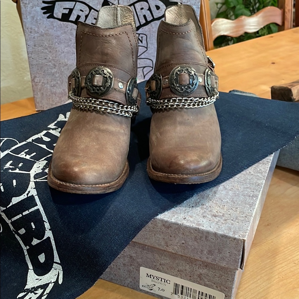 Brown Ankle Boots with Chain Detail